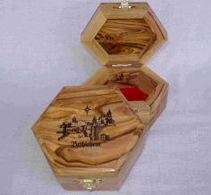 Hexagon box with engraving