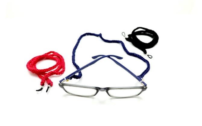 تعليقة نظارات