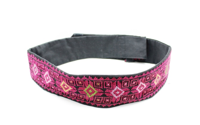 Embroidered waist belt