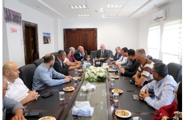 غرفة تجارة وصناعة محافظة بيت لحم تلتقي وزير الزراعة