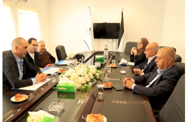 غرفة تجارة وصناعة محافظة بيت لحم تبحث مع وفد من الاتحاد الأوروبي التحديات الاقتصادية وسبل دعم القطاع الخاص