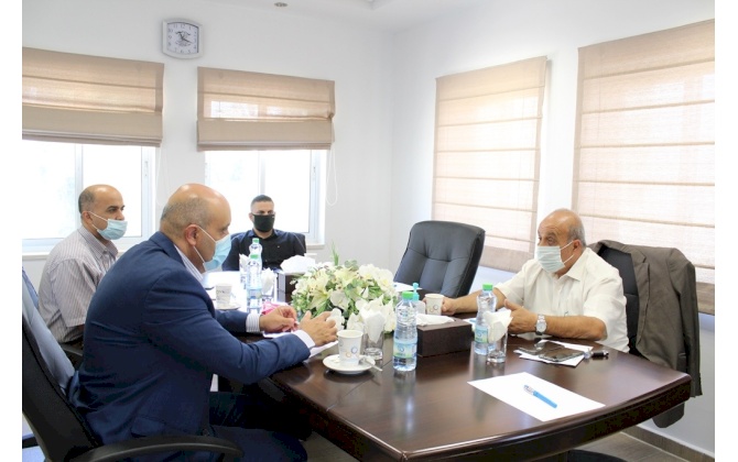 The Chairman of Bethlehem Chamber of Commerce and Industry meets the Deputy Minister of the Ministry of Labor