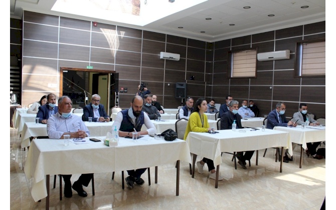 BCCI and the Joint Services Council organize a conference to transfer knowledge and technology of "recycling" and Czech renewable energy to Palestine