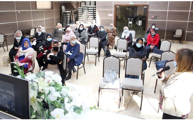 غرفة تجارة و صناعة محافظة بيت لحم تعقد ورشة توعوية حول برنامج صندوق استدامة