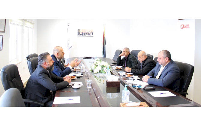 Bethlehem Chamber of Commerce and Industry and Al-Mashreq Insurance Company sign a general insurance agreement