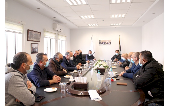 The National Action Factions in Beit Jala honor Bethlehem Chamber of Commerce and Industry for its achievements in Confronting the Coronavirus outbreak 