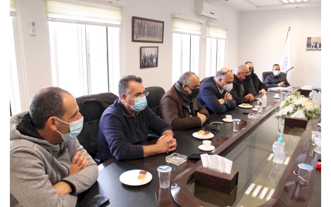 The National Action Factions in Beit Jala honor Bethlehem Chamber of Commerce and Industry for its achievements in Confronting the Coronavirus outbreak 