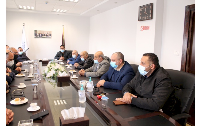 The National Action Factions in Beit Jala honor Bethlehem Chamber of Commerce and Industry for its achievements in Confronting the Coronavirus outbreak 