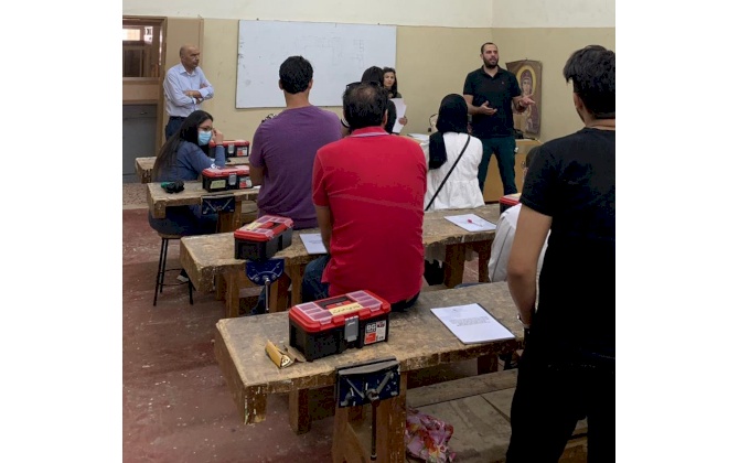 Bethlehem Chamber of Commerce and Industry starts a training course in Carpentry and Epoxy