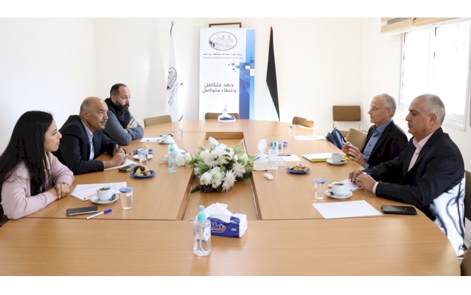 غرفة تجارة وصناعة محافظة بيت لحم تستقبل ممثلي مشروع غرفة كولون الحرفية.