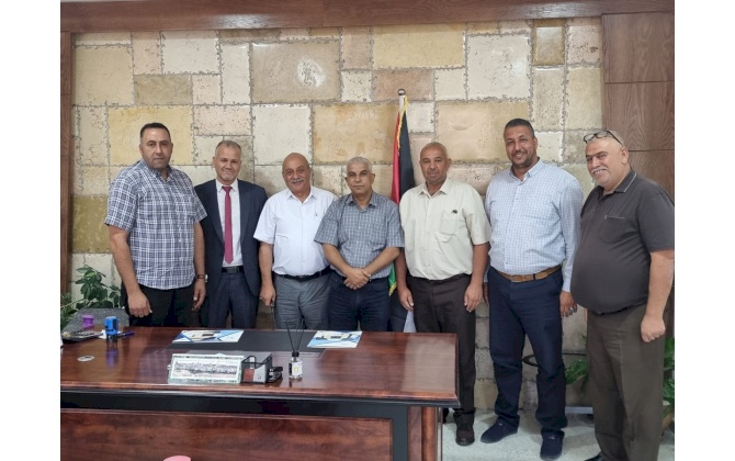 Bethlehem Chamber of Commerce and Industry and Dar Salah Village Council Sign a memorandum of joint cooperation