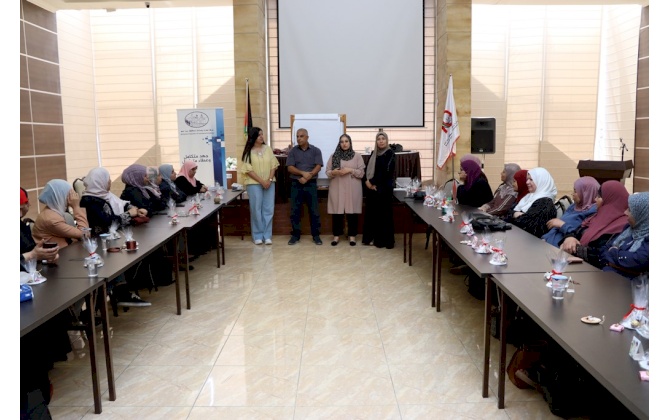 Bethlehem Chamber of Commerce and Industry graduated a group of beneficiaries of the Businesswomen Center courses in cooperation with the Department of Women’s Work in the Bethlehem Awqaf Directorate