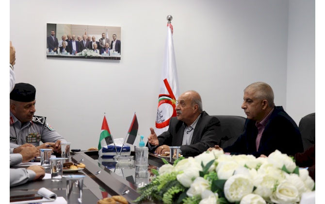 غرفة تجارة وصناعة مُحافظة بيت لحم تستقبل مدير عام الدفاع المدني