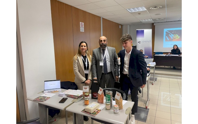 غرفة تجارة وصناعة محافظة بيت لحم تشارك في معرض CONFAPI 2023 /ايطاليا