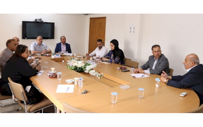 لجنة الاجور و الحوار الاجتماعي تعقد اجتماعها الدوري في مقر غرفة تجارة و صناعة محافظة بيت لحم