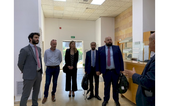 غرفة تجارة وصناعة مُحافظة بيت لحم تستقبل وفداً من القُنصلية الإيطالية