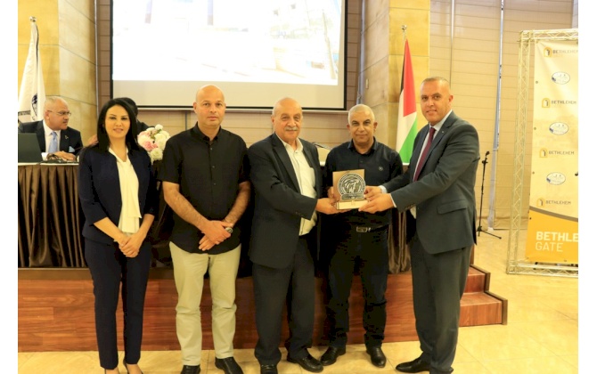 غرفة تجارة وصناعة محافظة بيت لحم تنظم لقاءً حول متطلبات التزام الشركات العائلية بأحكام قرار بقانون رقم 42 لسنة 2021 بشأن الشركات 