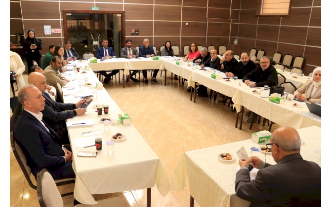 غرفة تجارة وصناعة محافظة بيت لحم وكلية الدراسات الثنائية في جامعة بوليتكنك فلسطين تنظمان لقاء حول تعزيز العلاقات بين القطاع الأكاديمي والقطاع الخاص الفلسطيني 