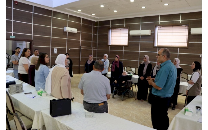 ضمن برنامج الاستثمار من أجل تعزيز القدرة على الصمود (IPR) غرفة تجارة وصناعة مُحافظة بيت لحم تُنهي تدريب 22 مشروعًا وتنتقل لمرحلة تقديم المنح والمعدات