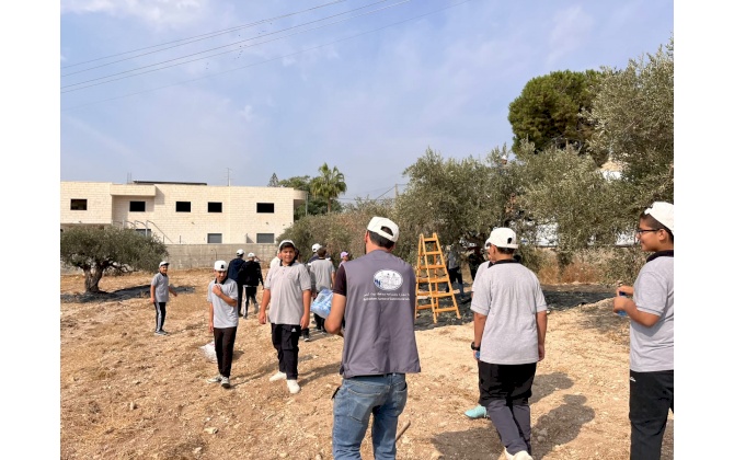 الغرفة التجارية الصناعية لمحافظة بيت لحم تشارك في تنظيم فعاليات يوم قطف الزيتون السنوي الـ 26