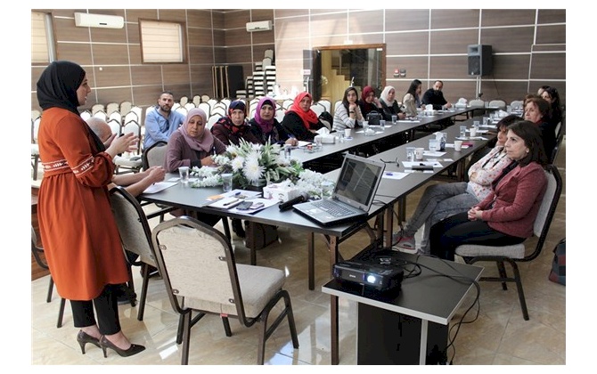 Bethlehem Chamber of commerce and Industry holds a meeting for the business women center