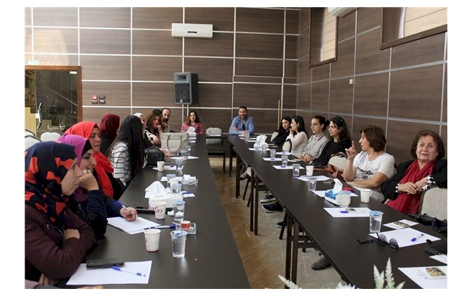 Bethlehem Chamber of commerce and Industry holds a meeting for the business women center