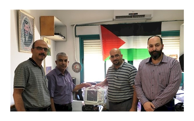 غرفة تجارة و صناعة محافظة بيت لحم تتبرّع بجهاز لصدمات القلب الكهربائية الى مستشفى بيت جالا الحكومي
